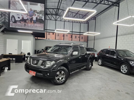 NISSAN Frontier LE ATTACK CD 4x4 2.5 TB Die.Aut 4 portas