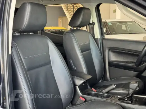 Ranger 2.2 16V BLACK DIESEL CABINE DUPLA AUTOMÁTICO