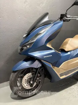 PCX 160 DLX ABS