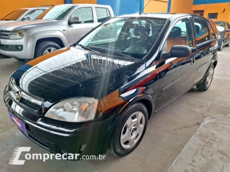 CHEVROLET CORSA HATCH - 1.4 MPFI MAXX 8V 4P MANUAL 4 portas