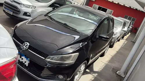 Volkswagen FOX 1.6 MI Comfortline 8V 4 portas