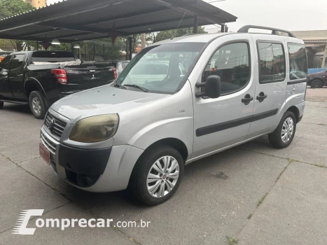 Fiat Doblo 1.8 16V 4P FLEX ESSENCE 7 LUGARES 4 portas