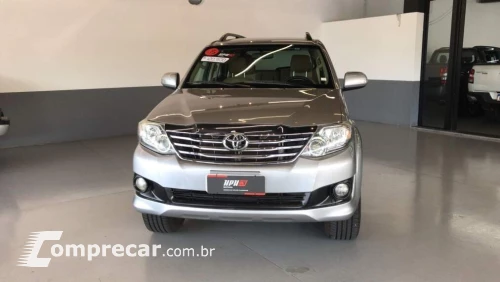 HILUX SW4 2.7 SR 7 Lugares 4X2 16V