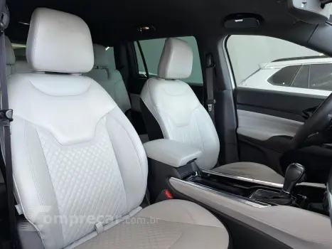 COMMANDER 1.3 T270 Turbo Limited