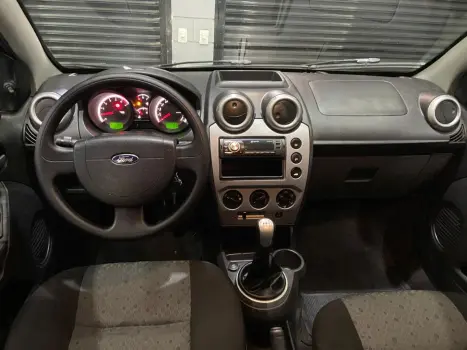 Fiesta 1.6 Rocam Hatch 8V Flex 4P Manual