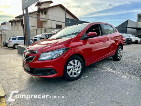 CHEVROLET ONIX 1.4 MPFI LT 8V 4 portas