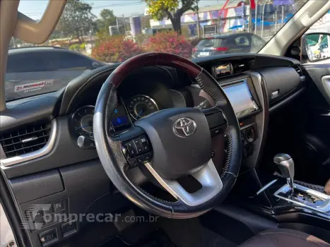 HILUX SW4 2.7 SR 4X2 16V