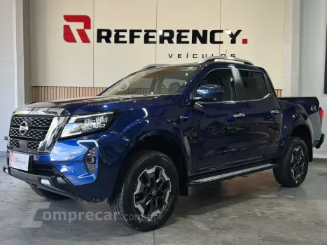 NISSAN FRONTIER 2.3 16V TURBO DIESEL PLATINUM CD 4X4 AUTOMÁTICO 4 portas