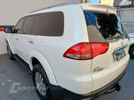 Pajero HPE 3.2 4x4 T.I. Dies. 5p Aut.