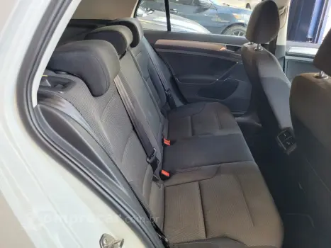 Golf Comfortline 1.0 TSI Total Flex Mec.