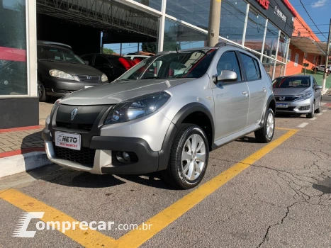 Renault SANDERO 1.6 Stepway 16V 4 portas