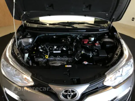 Yaris 1.5 16V Flex Sedan Xl Live Multidrive