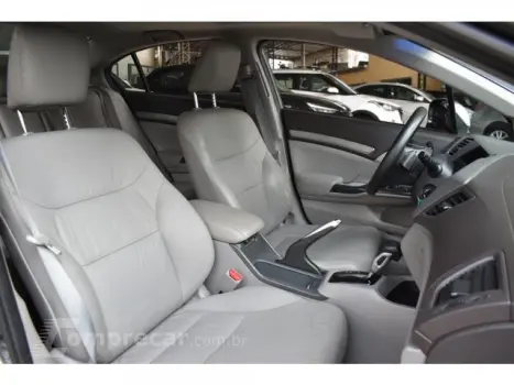 CIVIC - 1.8 EXS 16V 4P AUTOMÁTICO