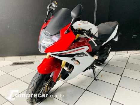 HONDA CBR 600F