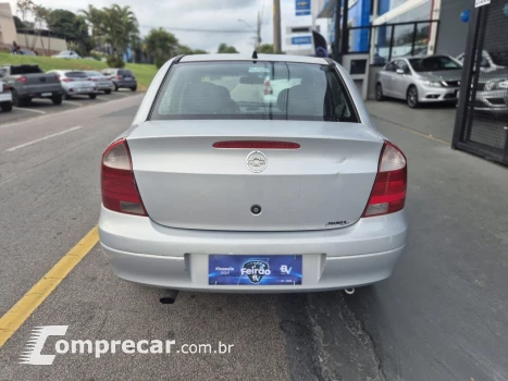 Corsa Sedan 1.0 MPFI 8V 71cv 4p