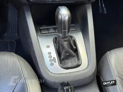 JETTA 2.0 COMFORTLINE FLEX 4P TIPTRONIC