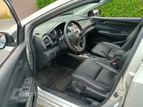 CITY 1.5 LX Sedan 16V