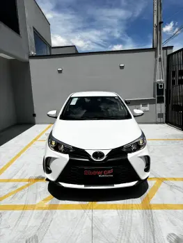YARIS 1.5 16V Sedan XS