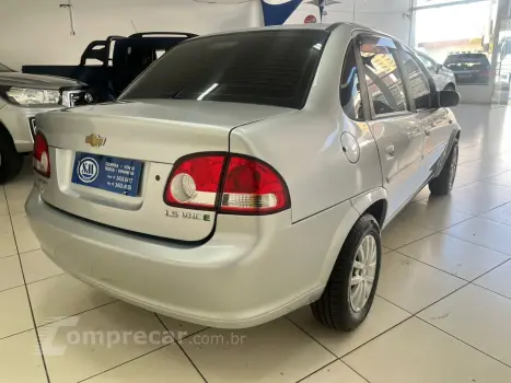 CLASSIC 1.0 MPFI LS 8V FLEX 4P MANUAL