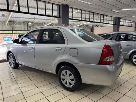 ETIOS 1.5 XS Sedan 16V