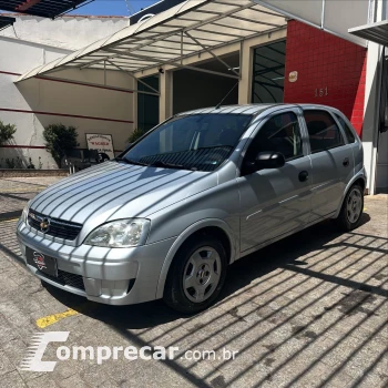 CHEVROLET CORSA 1.4 MPFI Maxx 8V 4 portas