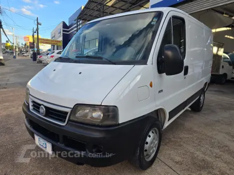 PEUGEOT Boxer 2.3 Furg.TB Dies. Curto/Médio 4 portas