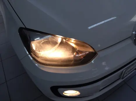 UP 1.0 TSI HIGH UP 12V FLEX 4P MANUAL