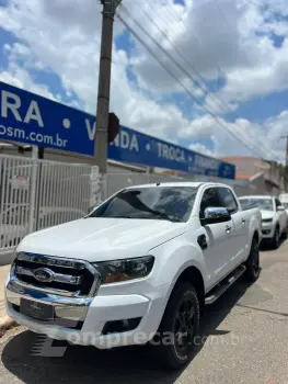 FORD Ranger XLS 2.2 4x4 CD Diesel Mec. 4 portas