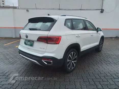 TAOS 1.4 250 TSI TOTAL FLEX HIGHLINE AUTOMÁTICO