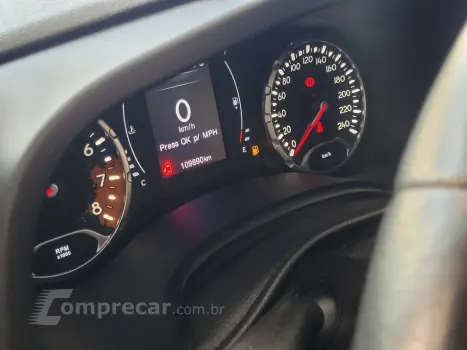 Renegade Longitude 1.8 4x2 Flex 16V Aut.