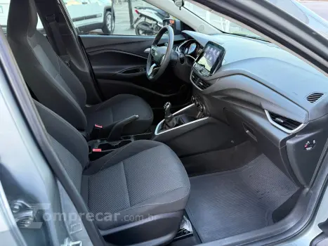 ONIX SEDAN Plus LT 1.0 12V Flex 4p Mec.