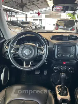 Renegade Longitude 1.8 4x2 Flex 16V Aut.