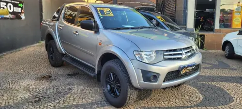 L200 Triton HLS 2.4 Flex 16V CD Mec.