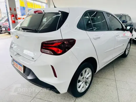 ONIX HATCH LT 1.0 8V FLEXPOWER 5P MEC.