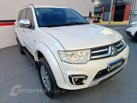 Pajero HPE 3.2 4x4 T.I. Dies. 5p Aut.