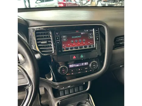 OUTLANDER 2.0 COMFORT 16V GASOLINA 4P AUTOMÁTICO