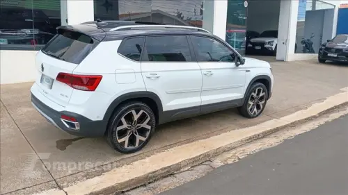 TAOS 1.4 250 TSI Highline