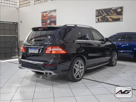 ML 63 AMG 5.5 V8 32V Biturbo