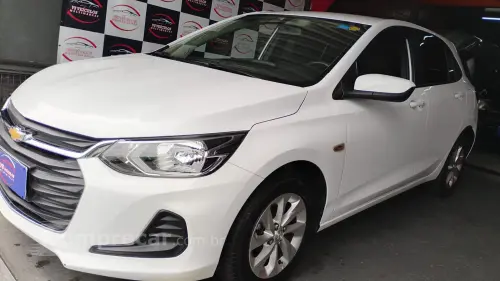 CHEVROLET ONIX 1.0 LT 4 portas