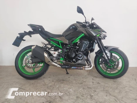 KAWASAKI Z900