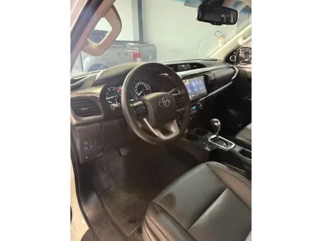 HILUX 2.8 D-4D TURBO DIESEL CD SRX 4X4 AUTOMÁTICO