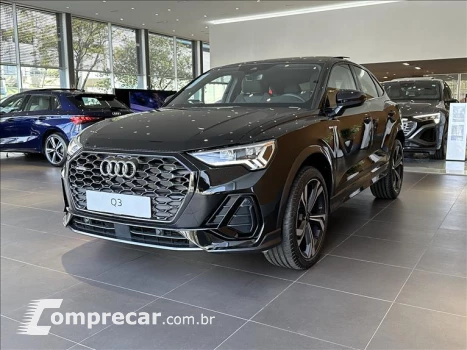 Q3 2.0 40 TFSI Sportback Performance Black Quattro