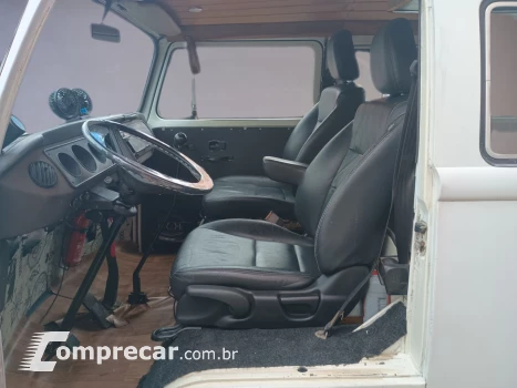 KOMBI 1.6 FURGÃO 8V GASOLINA 3P MANUAL