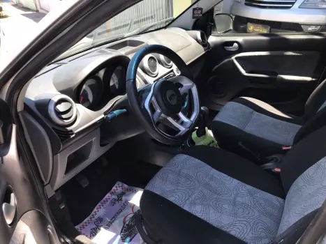 FIESTA 1.6 MPI Class Sedan 8V