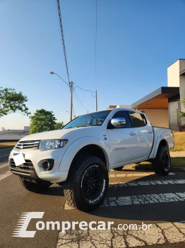 Mitsubishi L200 TRITON 3.2 HPE 4X4 CD 16V Turbo Intercooler 4 portas