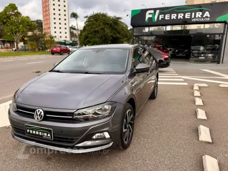 Volkswagen Virtus 1.0 200 Tsi Highline Automático 4 portas