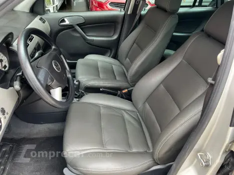 PARATI 2.0 MI Crossover 8V G.III