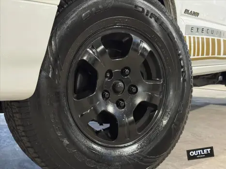 BLAZER 4.3 SFI DLX EXECUTIVE 4X2 V6 12V GASOLINA