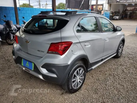 Onix Hatch 1.4 4P FLEX ACTIVE AUTOMÁTICO