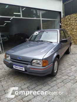 FORD ESCORT 1.0 Hobby 8V 2 portas